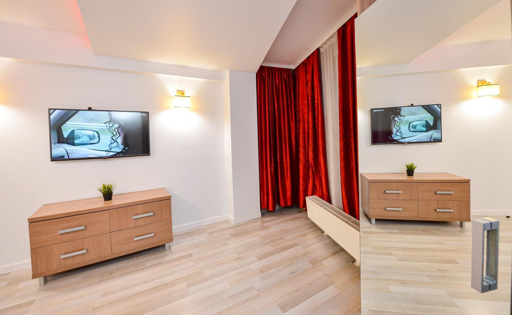 Dracula Adventure Tours Accommodation Bukarest Eksteriør billede