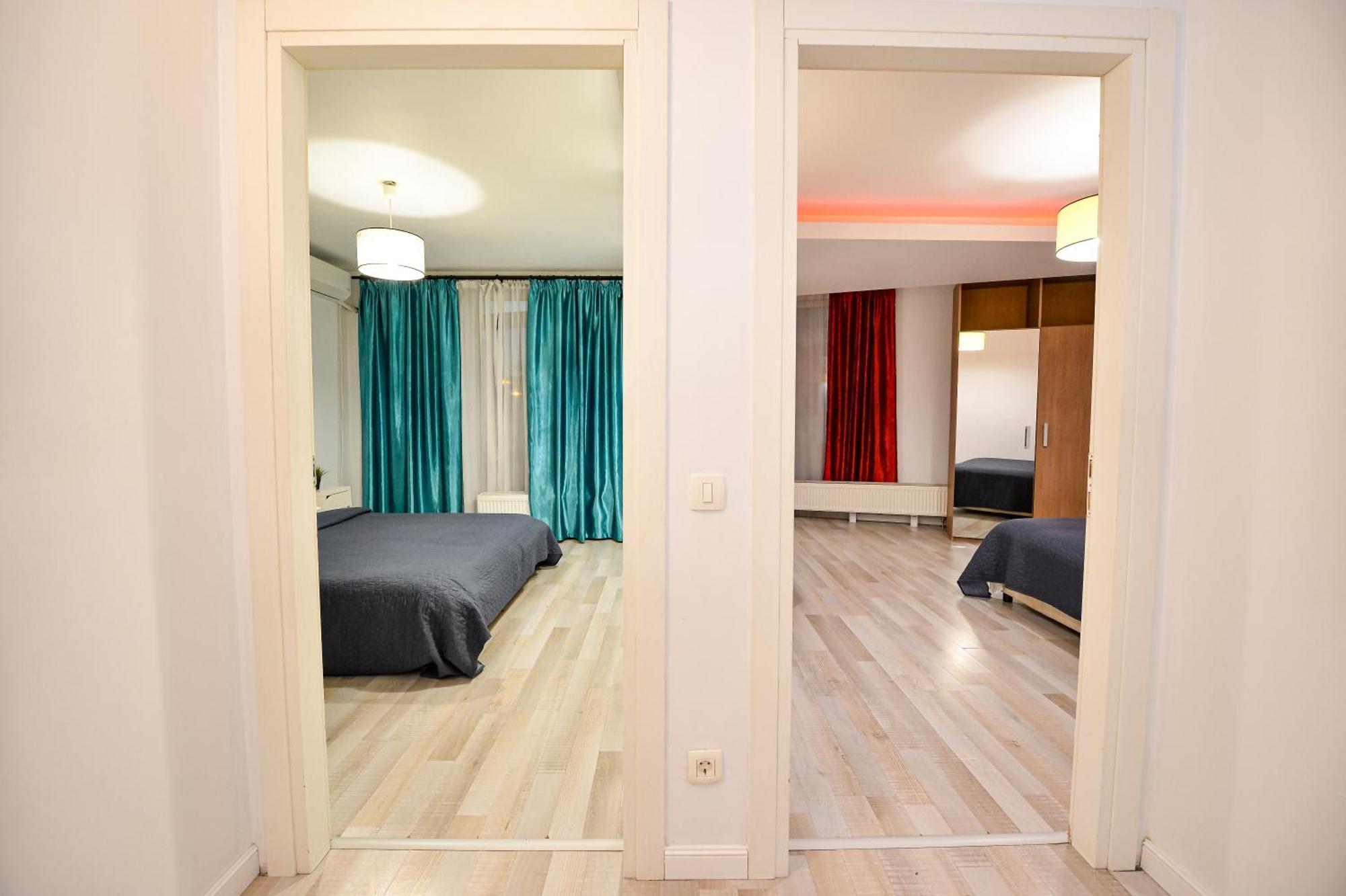 Dracula Adventure Tours Accommodation Bukarest Eksteriør billede